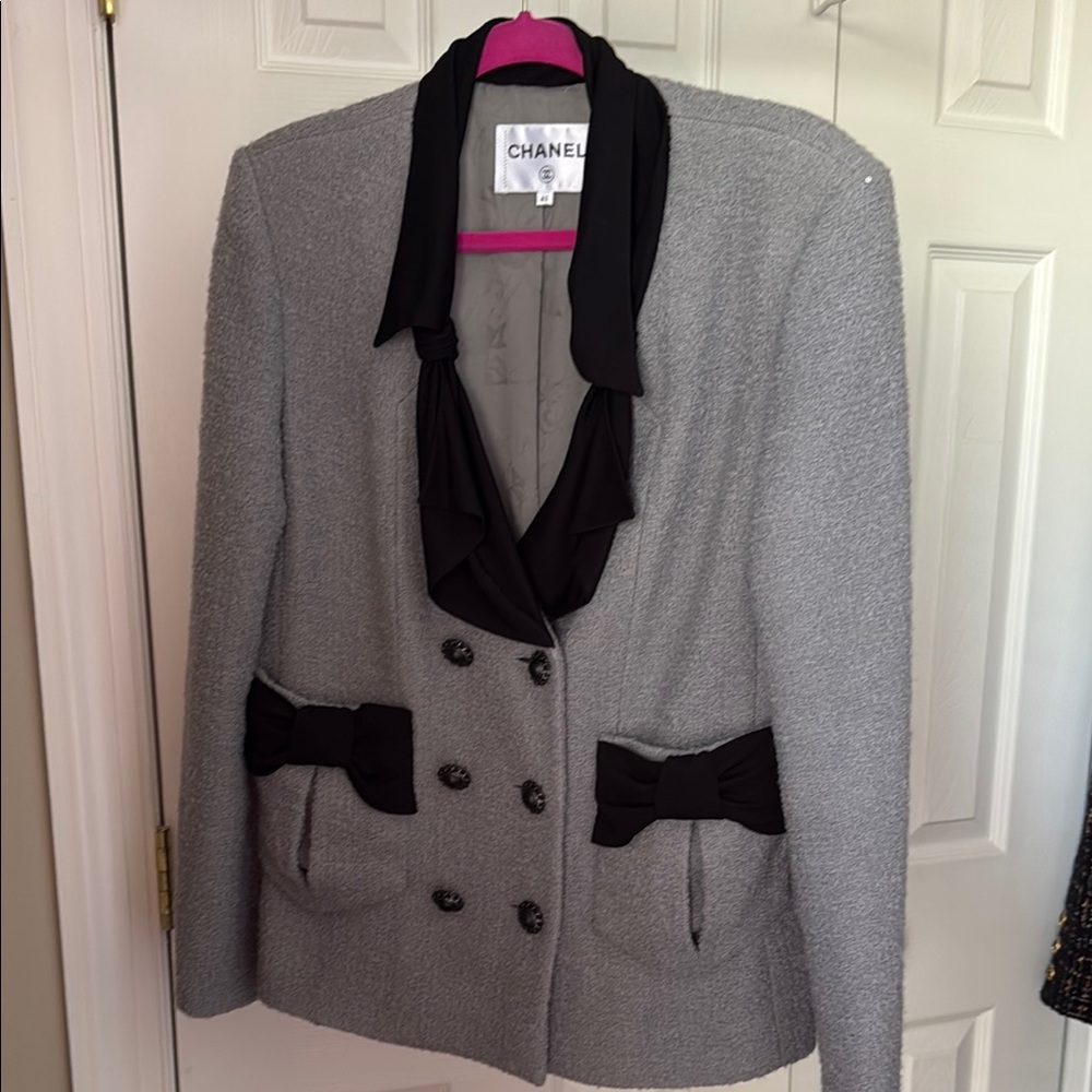 Chanel Gray and Black Tailored Blazer